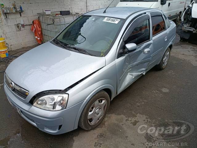 2011 CHEVROLET CORSA SEDAN 