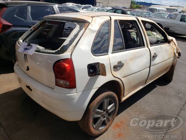 2014 VOLKSWAGEN GOL 