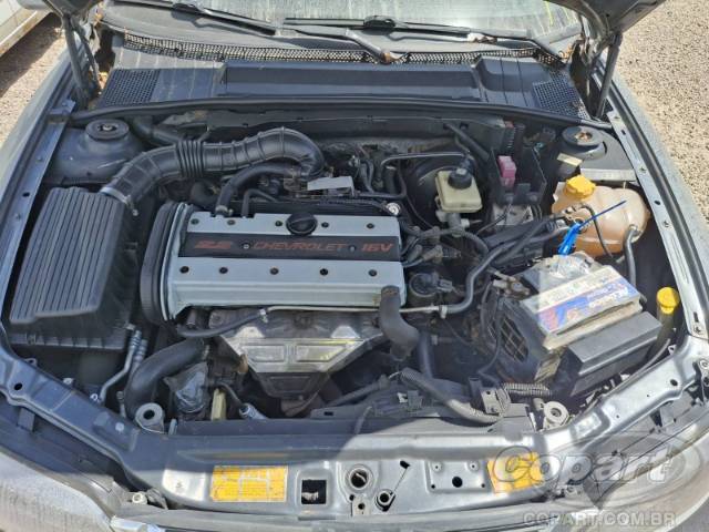 2000 CHEVROLET VECTRA 
