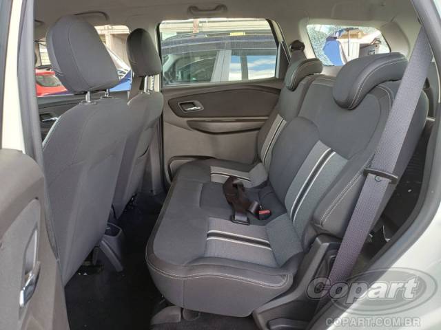 2016 CHEVROLET SPIN 
