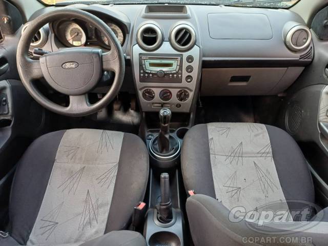 2010 FORD FIESTA 