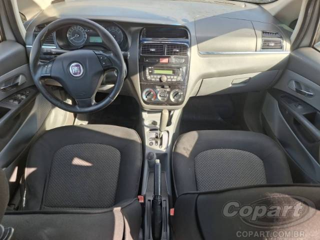 2011 FIAT LINEA 