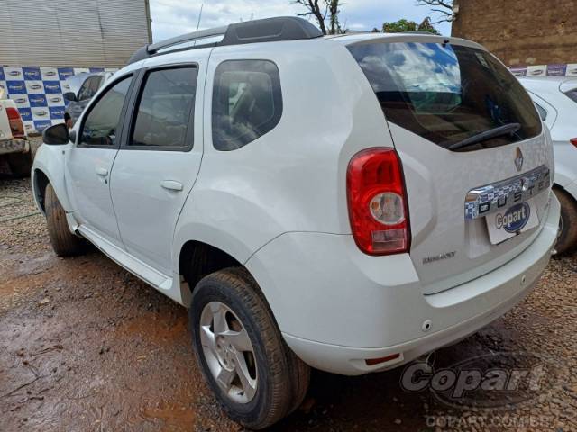 2015 RENAULT DUSTER 