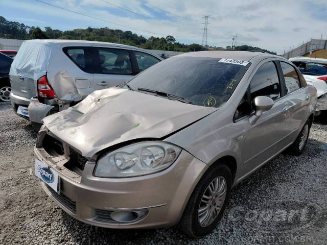 2013 FIAT LINEA 