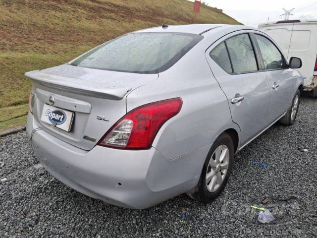 2013 NISSAN VERSA 