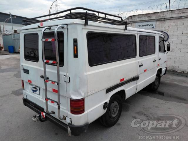 1995 MERCEDES BENZ MB 180 D Van 