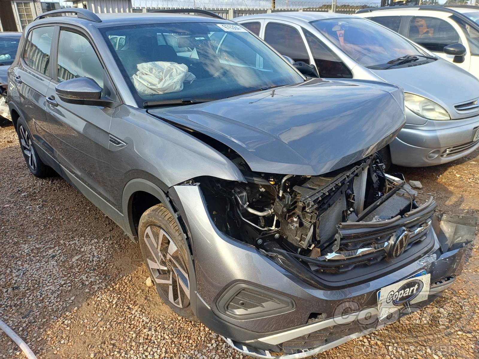 Volkswagen T-Cross Comfortline 1.0 12V TSI Turbo 2024 Colisão Média Monta