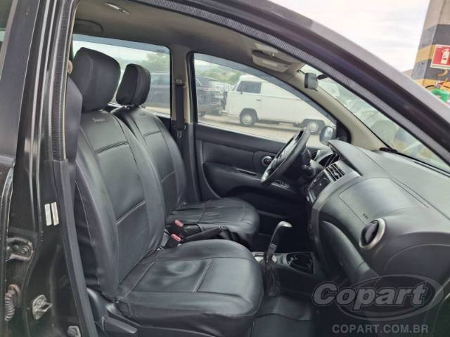 2013 NISSAN LIVINA 