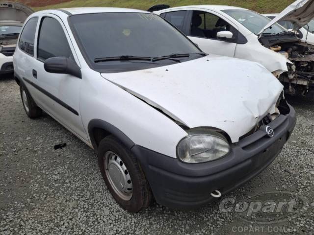 1999 CHEVROLET CORSA 