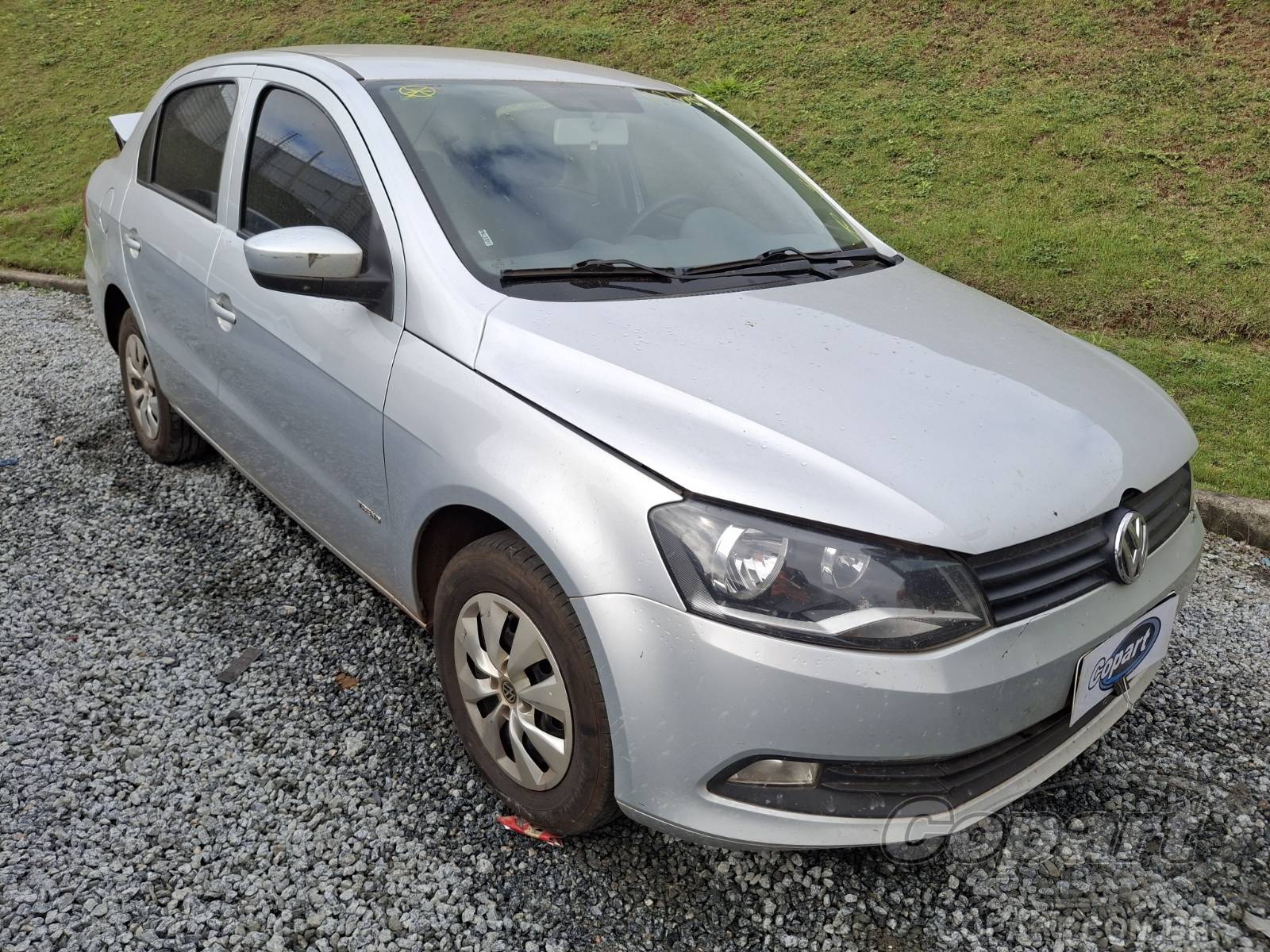 Veículo VW - VolksWagen Volkswagen VOLKSWAGEN VOYAGE 2016 2016 em leilão