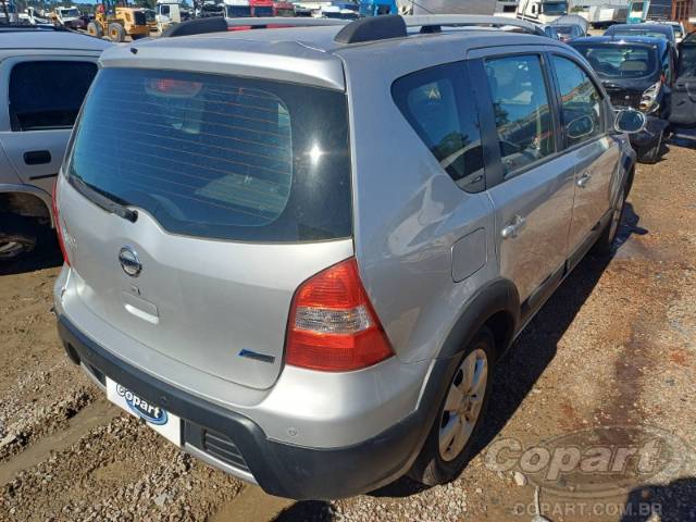 2014 NISSAN LIVINA 