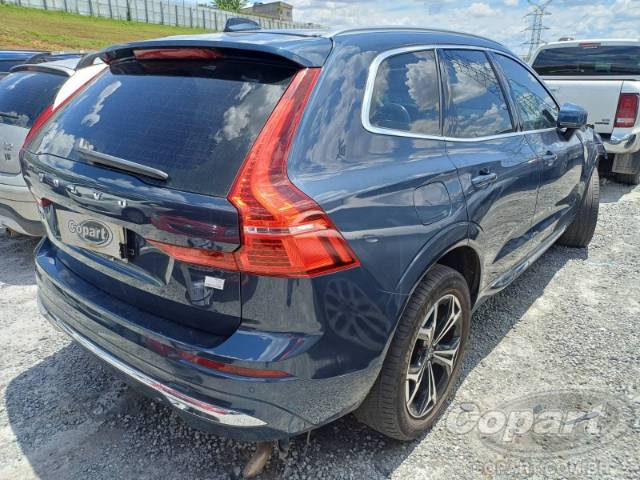 2022 VOLVO XC60 