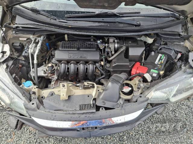 2015 HONDA FIT 