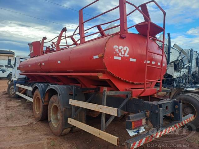 2012 MERCEDES BENZ 2726 