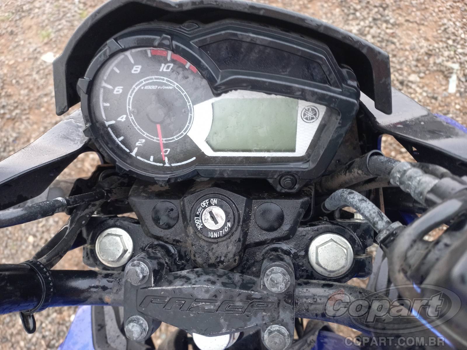 Foto 9 de 10: 2022 YAMAHA FAZER