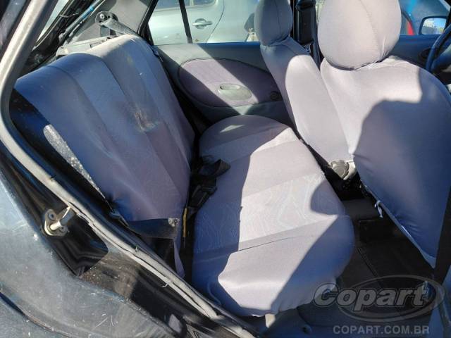 2001 FORD FIESTA 