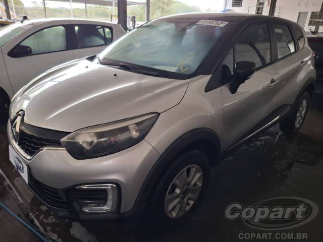 2021 RENAULT CAPTUR 