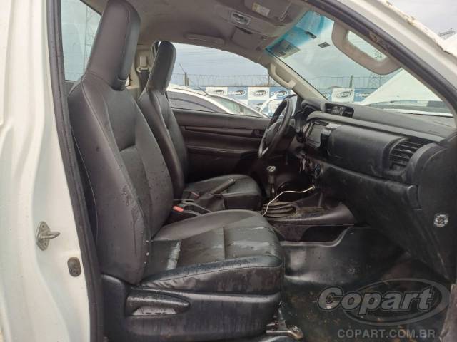2024 TOYOTA HILUX CS 