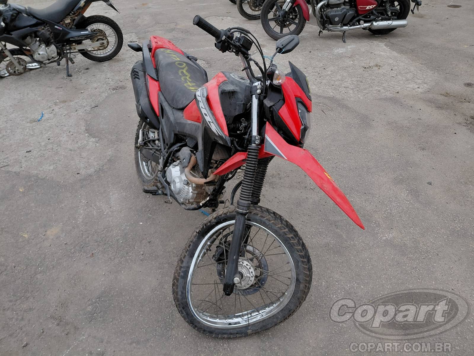 Honda NXR 160 2025 em leilão