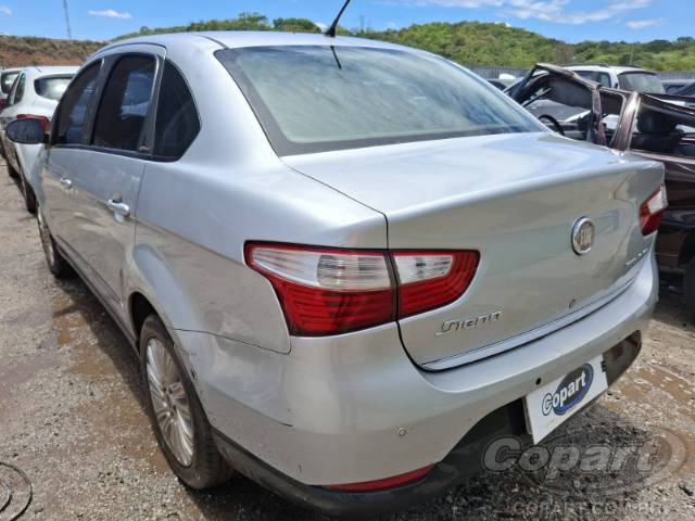 2013 FIAT GRAND SIENA 