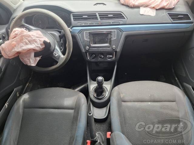 2017 VOLKSWAGEN VOYAGE 