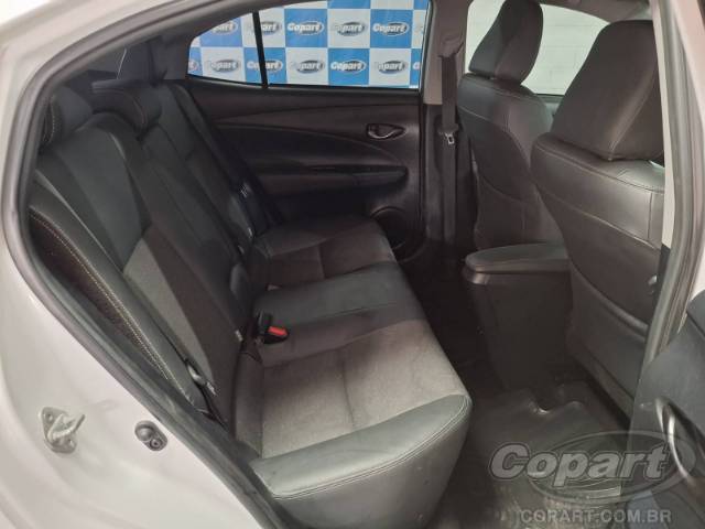 2023 TOYOTA YARIS SEDA 