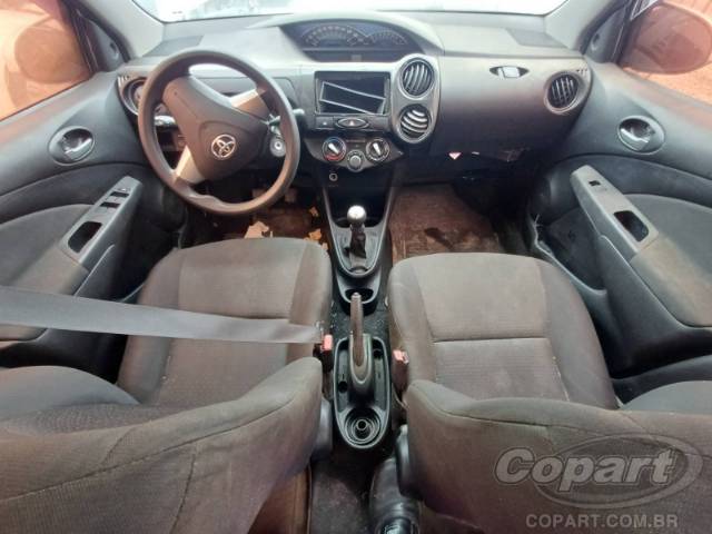 2014 TOYOTA ETIOS SEDA 