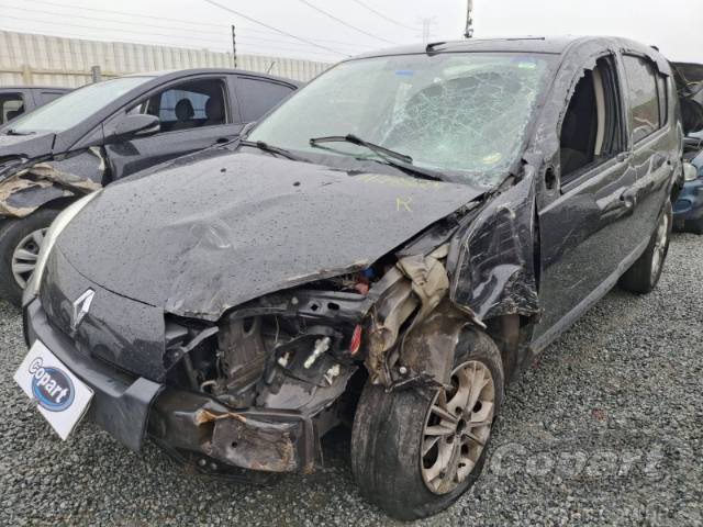 2012 RENAULT SANDERO 