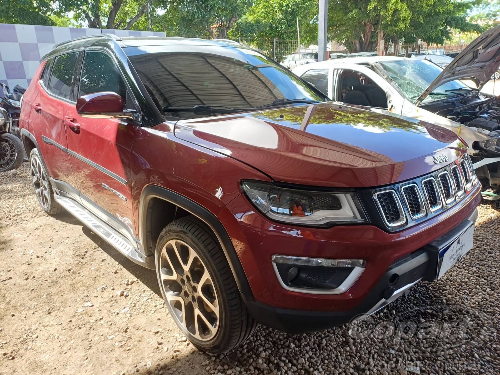 Veículo Jeep Compass Jeep Compass Limited 2.0 Multijet Turbo 2019 Enchente Médio 2019 em leilão