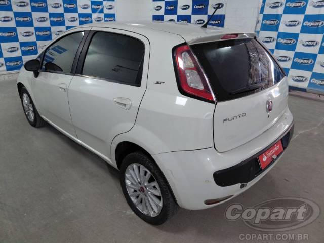 2016 FIAT PUNTO 