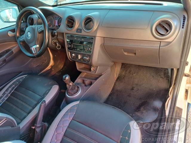 2015 VOLKSWAGEN SAVEIRO CE 