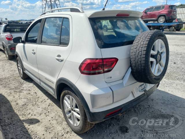 2015 VOLKSWAGEN FOX 