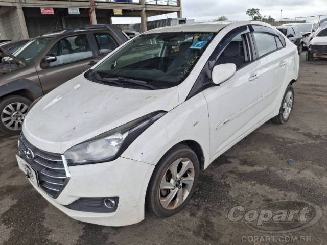 2016 HYUNDAI HB20S 