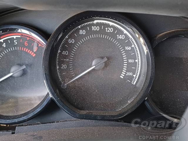 2021 RENAULT DUSTER OROCH 