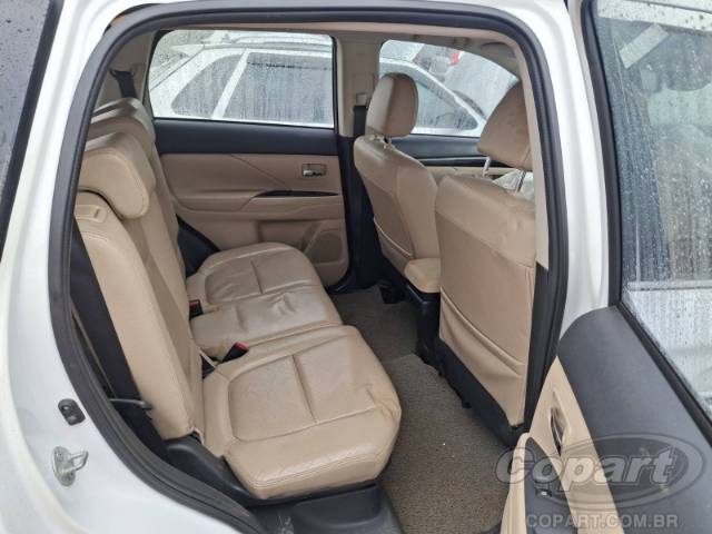 2016 MITSUBISHI OUTLANDER 
