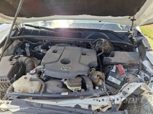 2021 TOYOTA HILUX CD 