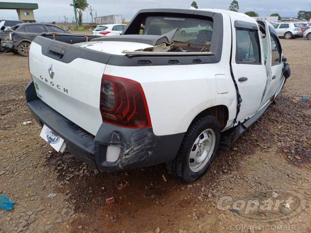 2018 RENAULT DUSTER OROCH 