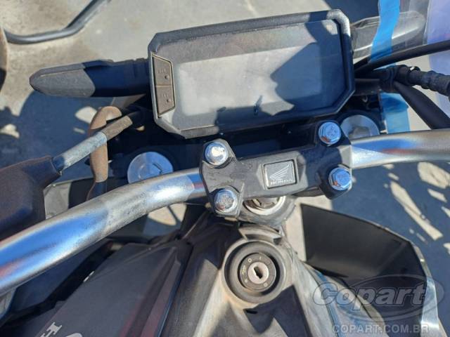2025 HONDA CB 300F 