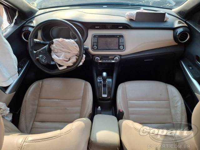 2017 NISSAN KICKS 