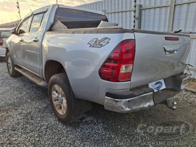 2017 TOYOTA HILUX CD 