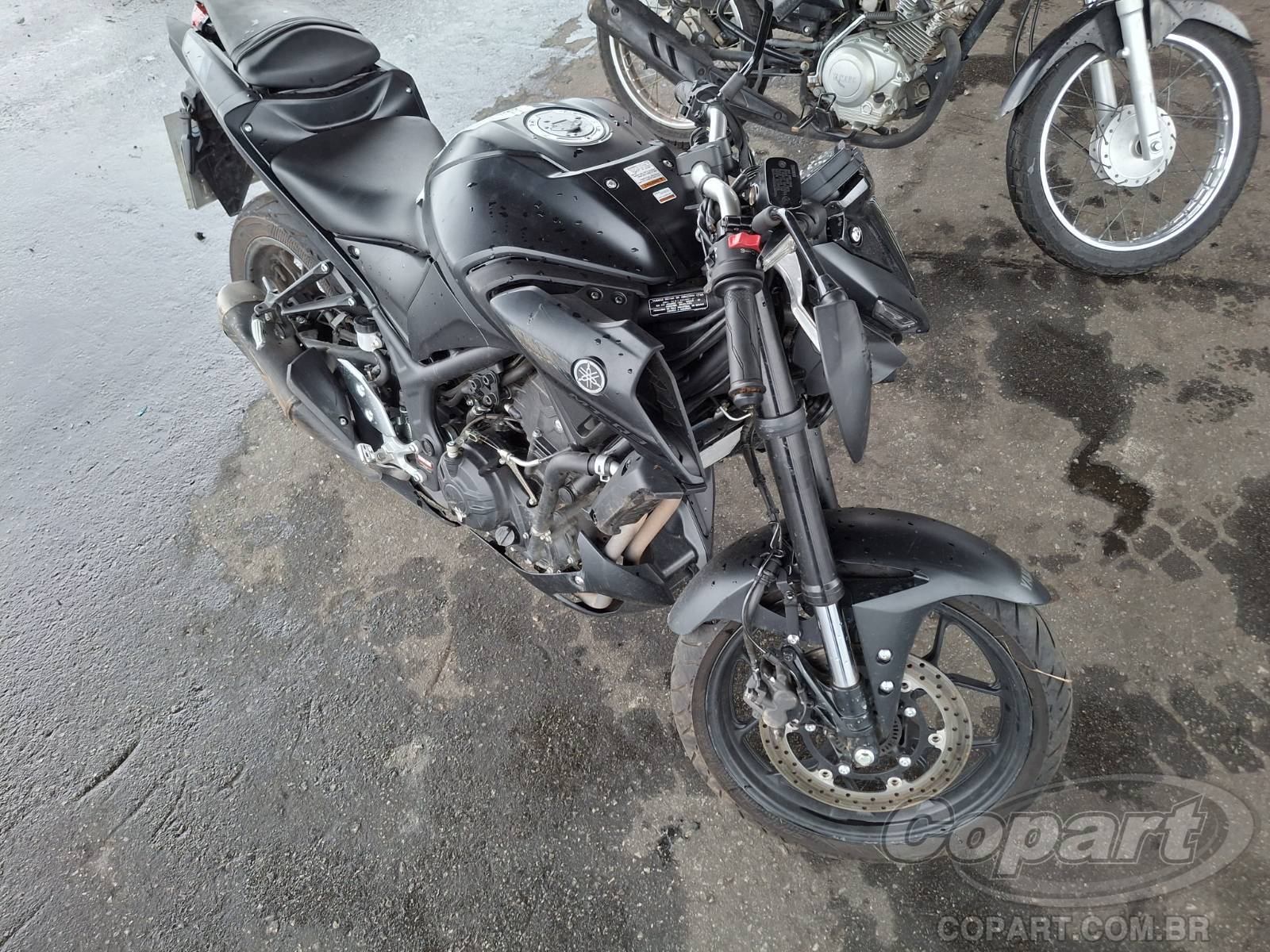 YAMAHA MT-03 2024 Média Monta Colisão