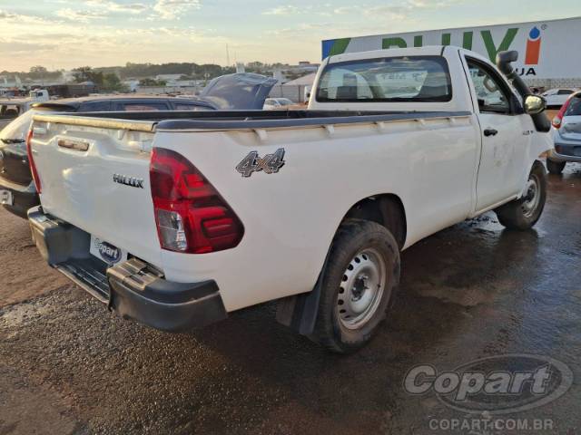 2024 TOYOTA HILUX CS 