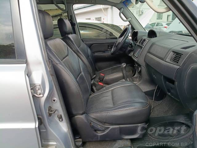 2011 MITSUBISHI PAJERO TR4 