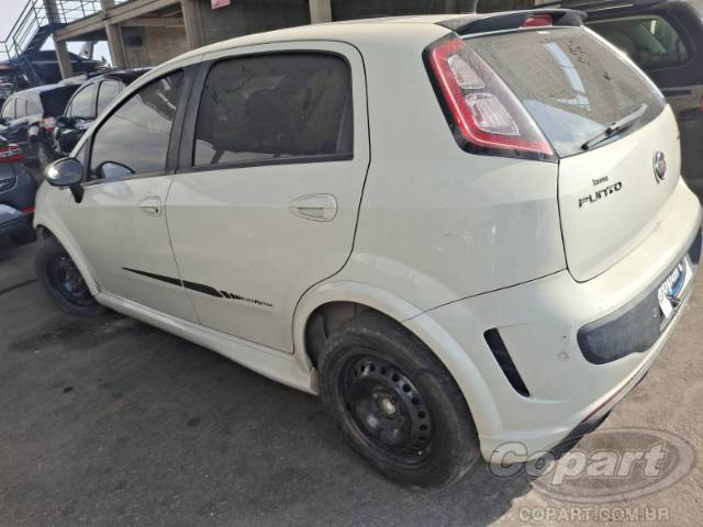 2016 FIAT PUNTO 