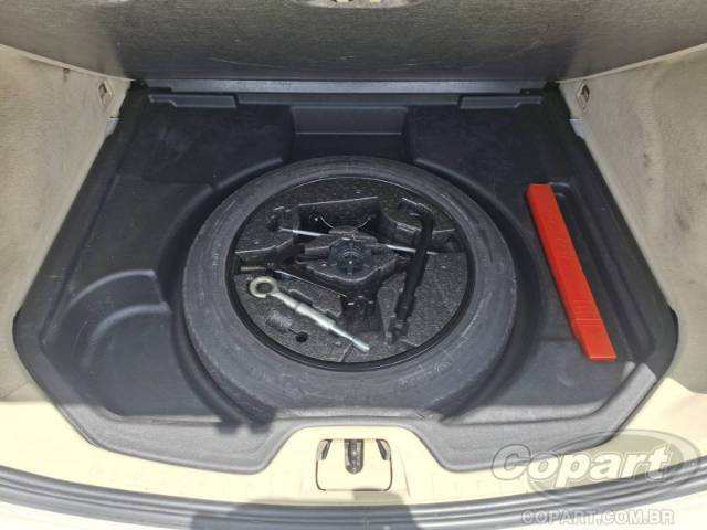 2015 VOLVO V60 