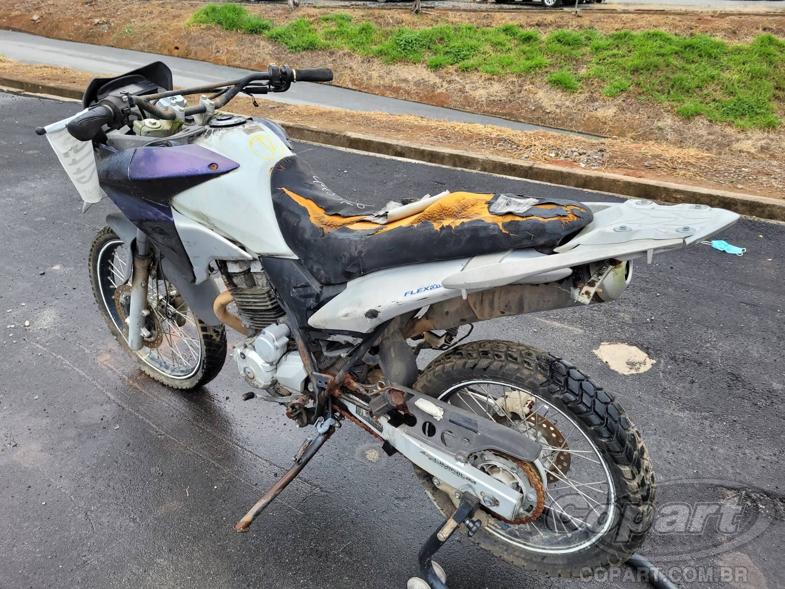 Foto 3: 2014 HONDA XRE 300