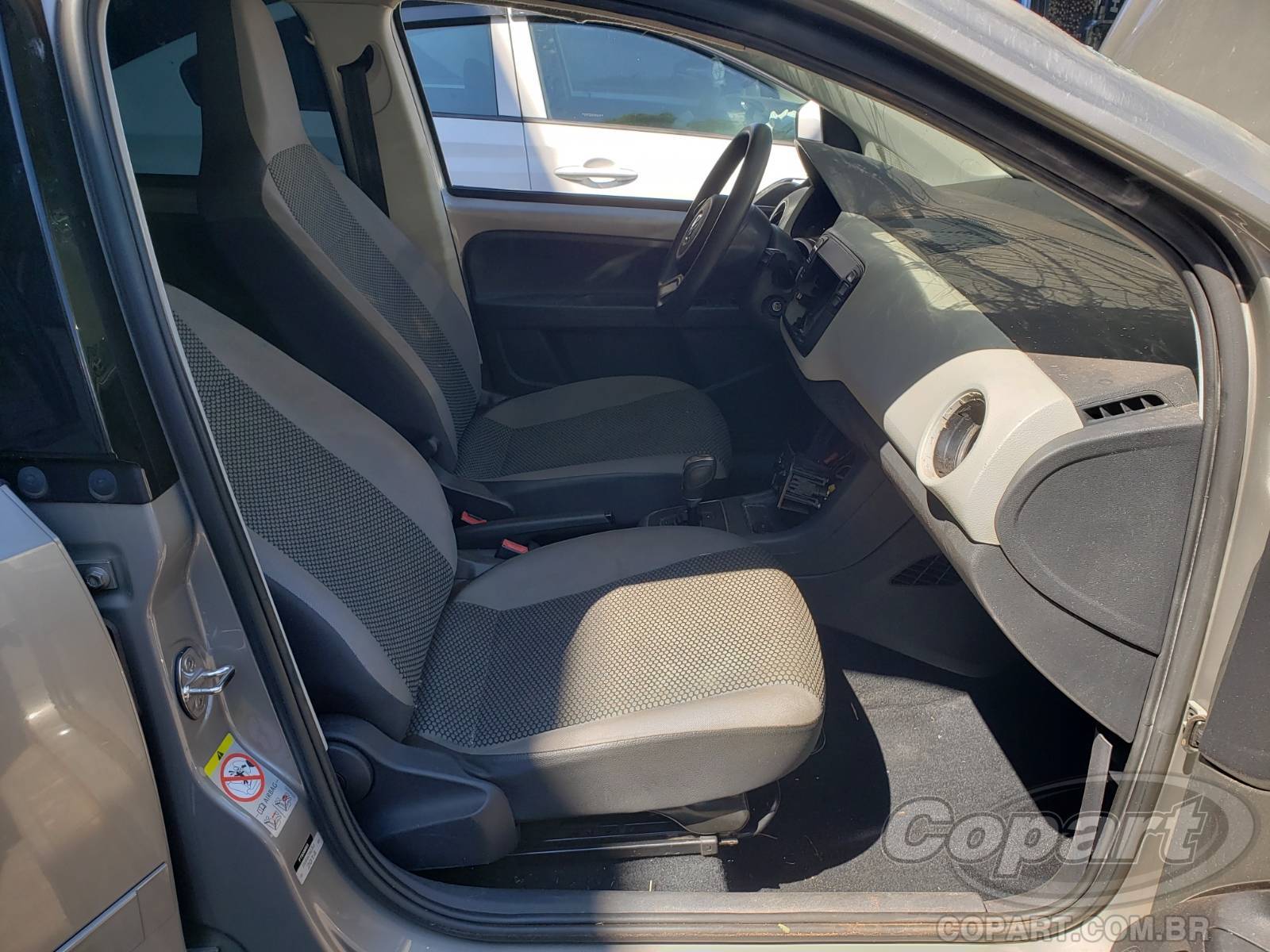 Foto 5: 2015 VOLKSWAGEN UP