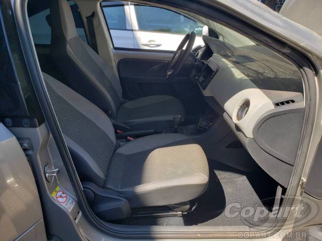 2015 VOLKSWAGEN UP 