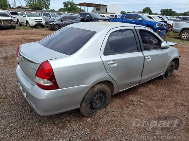 2013 TOYOTA ETIOS SEDA 