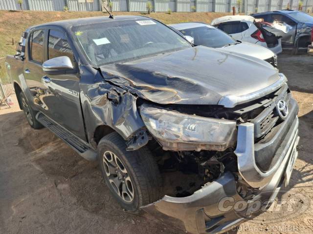 2022 TOYOTA HILUX CD 